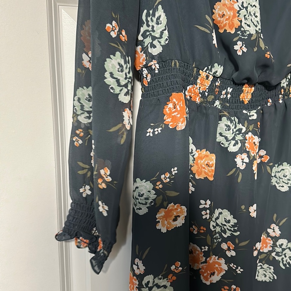 NWT LOFT Dress - Picture 3 of 4